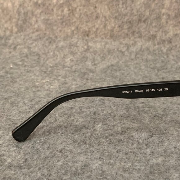 Coach HC 8032 Women’s L908 Perri 5022/11 Black Sunglasses 58-15-125 - Picture 13 of 15